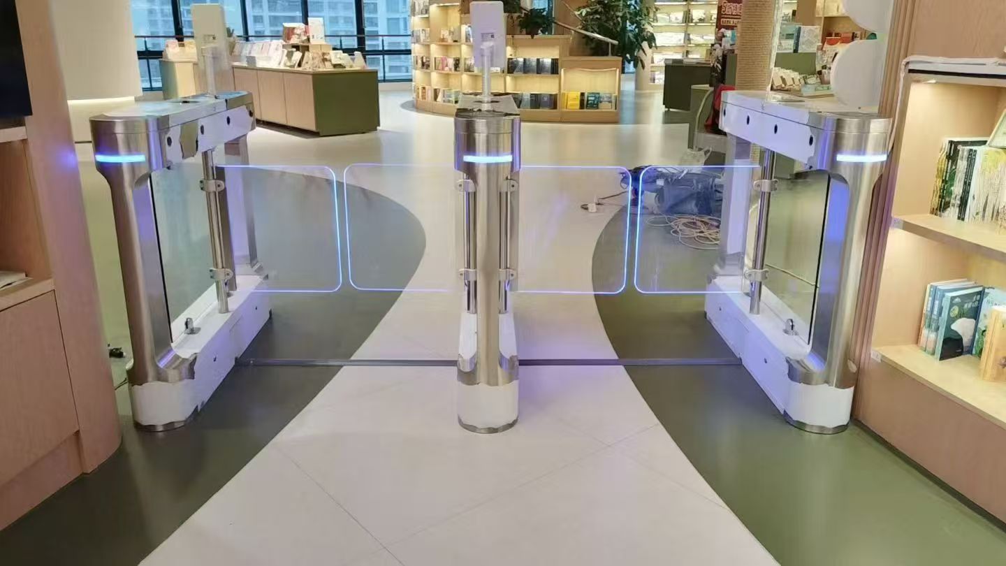 安拓人行通道閘 | 智能速通門(mén)_擺閘_人臉識(shí)別閘機(jī)廠家